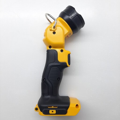 چراغ قوه شارژی 20ولت دیوالت DCL040N